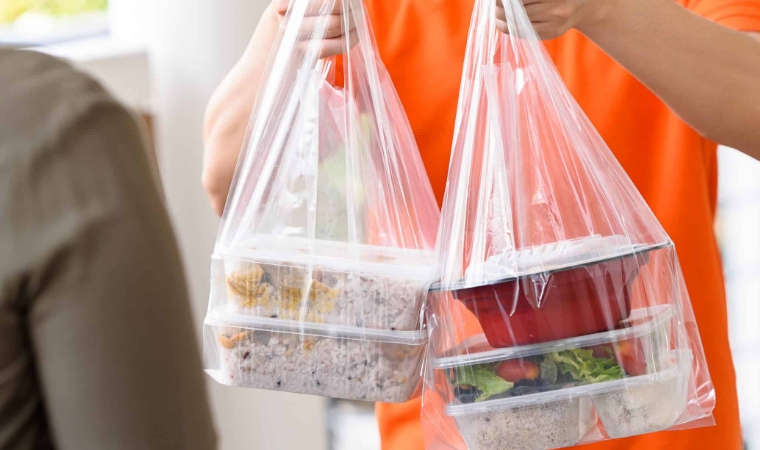 Ticaret Bakanlığı Düğmeye Bastı: Yemek Sipariş Platformlarında Gizli Ücret Dönemi Sona Erdi