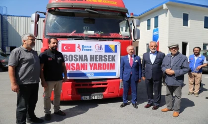 Bosnalı öğrencilere tekstil yardımı