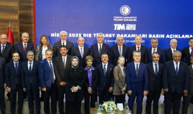 Otomotiv Zirvede, Kimya Peşinde: İhracat Listesi Yeniden Şekillendi