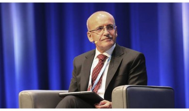 Bakan Şimşek 2026 Hedefini Açıkladı: Dezenflasyon Süreci Devam Edecek, Alım Gücü Kalıcı Güçlenecek!