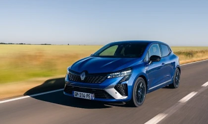 Kasım Ayında Açık Ara Satış Lideri Olan Renault Rekorlar Kırmaya Devam Ediyor