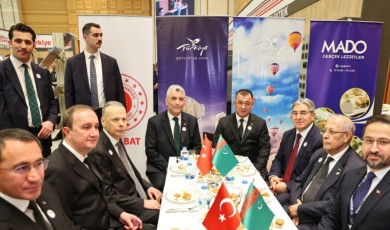 Türkiye Ve Türkmenistan Arasında Ticaret Hacmi Hedefi Beş Milyar Dolar