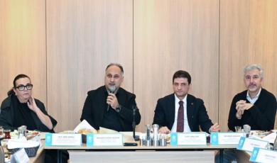 Restoran Sektöründe Dijitalleşme ve Finansman Sorunları Masaya Yatırıldı