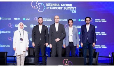 E-İhracatta Başarı İçin Teknoloji Yetmiyor! Şirketlere 5 Kritik Soru